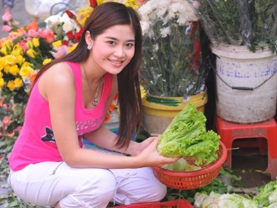 Diễn viên Hà Ngọc Hiếu học nấu ăn để được... 100 điểm