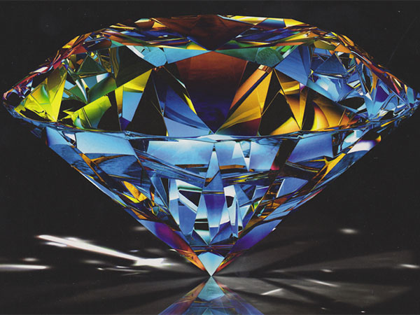 Chọn trang sức đá quý quyến rũ và may mắn