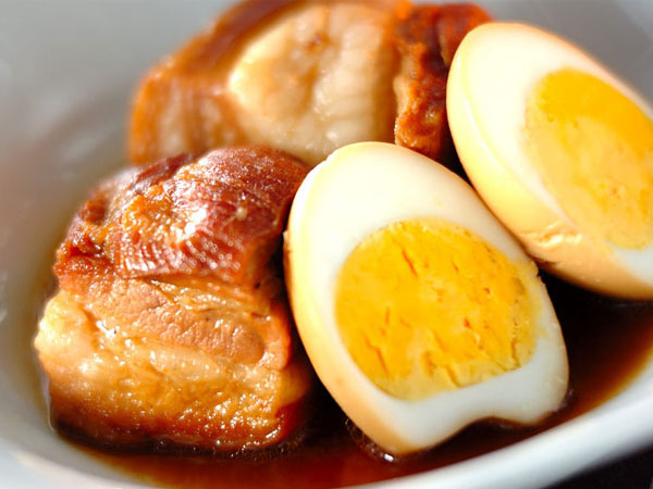 Cơm trưa văn phòng chọn địa điểm ăn ở đâu ngon?