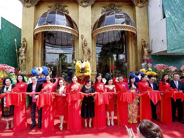 Angel Beauty khai trương lâu đài sắc đẹp mới tại Cần Thơ