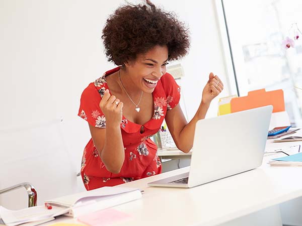 Hạnh phúc tạo cải thiện kết quả làm việc như thế nào